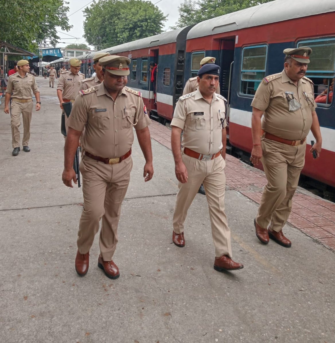 Police remained alert at the station on anticipation of opposition to Agneepath scheme
