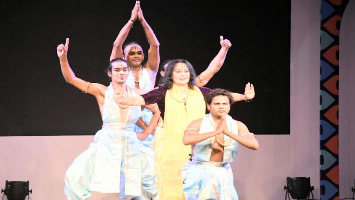 Renowned dancer Sonal Mansingh statement at shimla literature festival