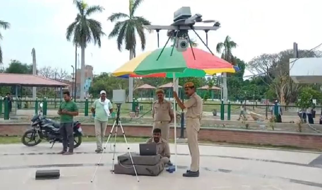 Juma Ki Namaz varanasi Police special alert drone surveillance will be done even today rumor mongers will go to jail