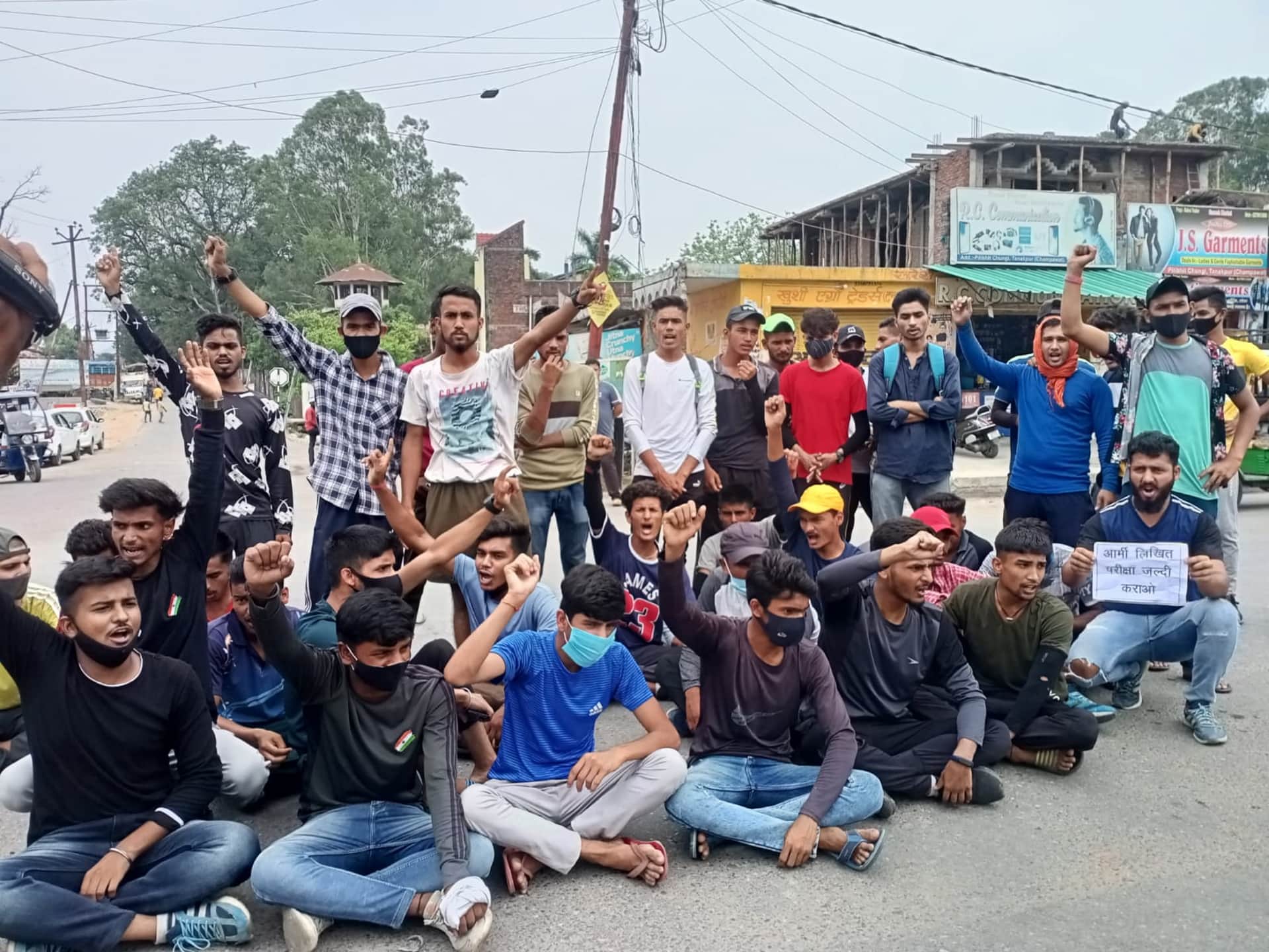 Agnipath Protest in Uttarakhand, Alert in Roorkee, Haridwar, Dehradun, See photos
