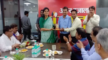 every district will become an export hub, will reduce the cost of transportation of products in the country says Anupriya Patel