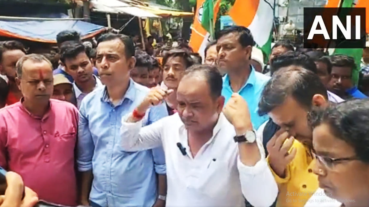 agnipath protest bihar congress mla irfan ansari controversial remarks amid protests