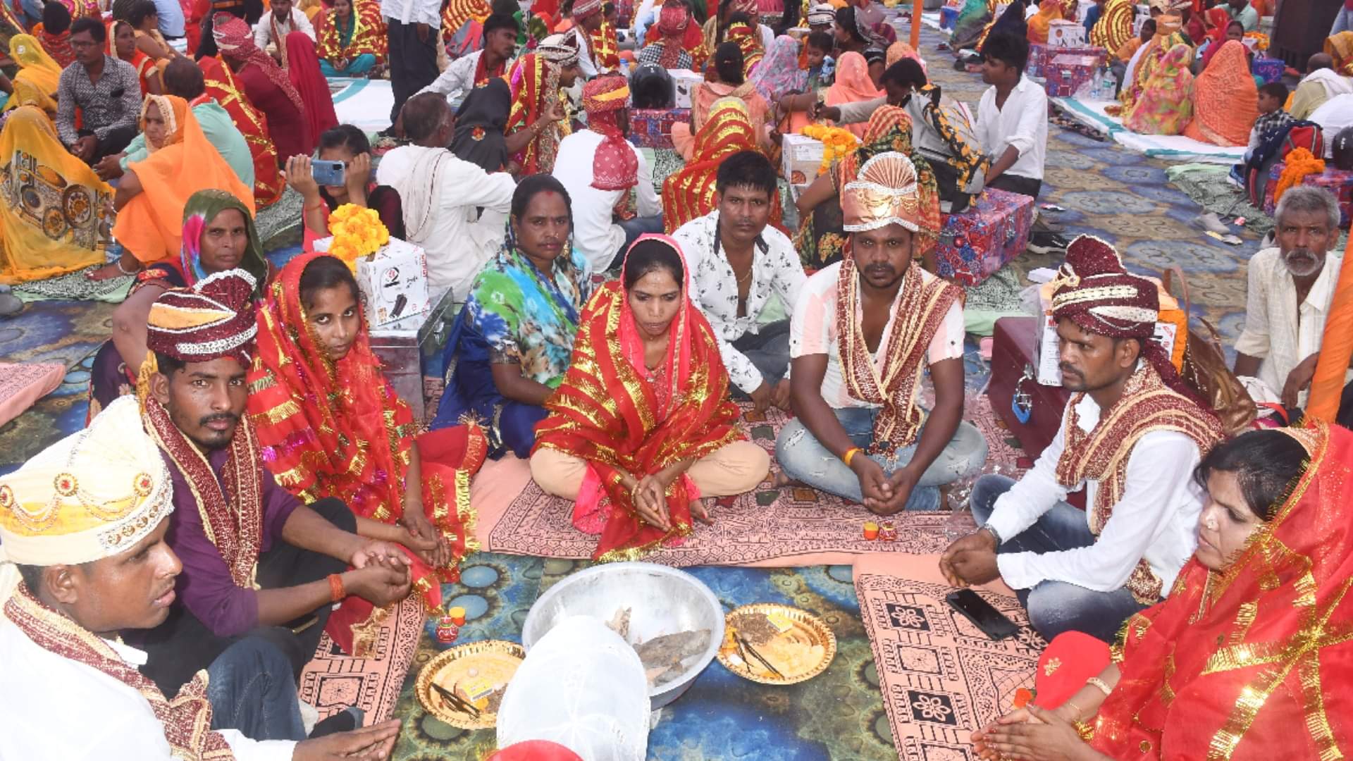 गोरखपुर में सामूहिक विवाह।