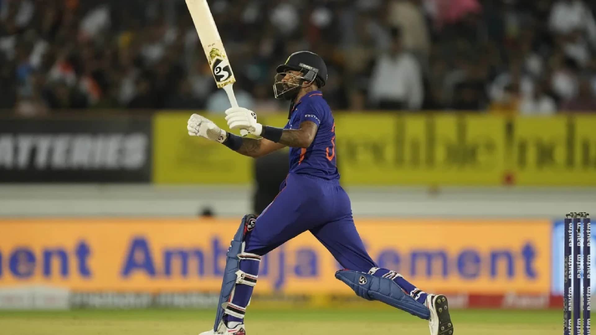 IND vs SA Photos Marco Jansen injured on Avesh Khan ball Harshal Patel Takes David Miller wickets Dinesh karthik and hardik pandya superhit