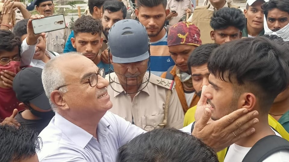 Protest against agnipath scheme in panipat