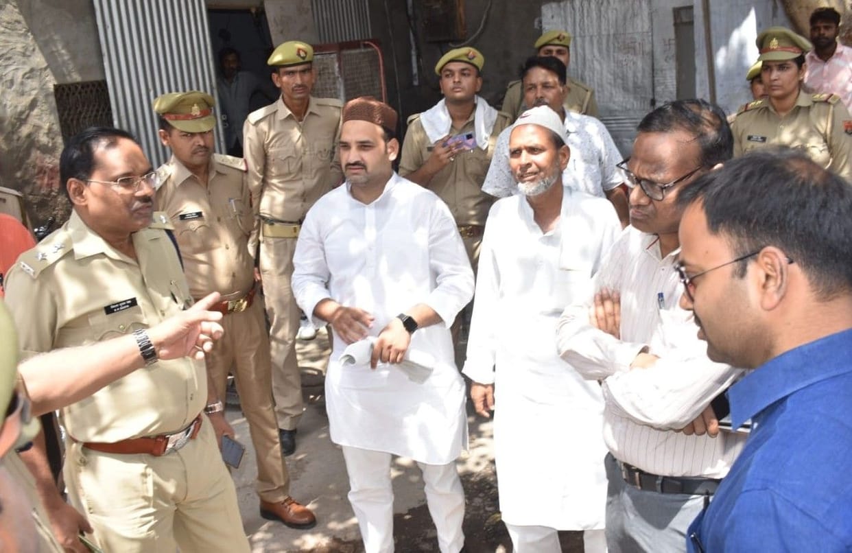 Hathras: Friday prayers offered amid tight security