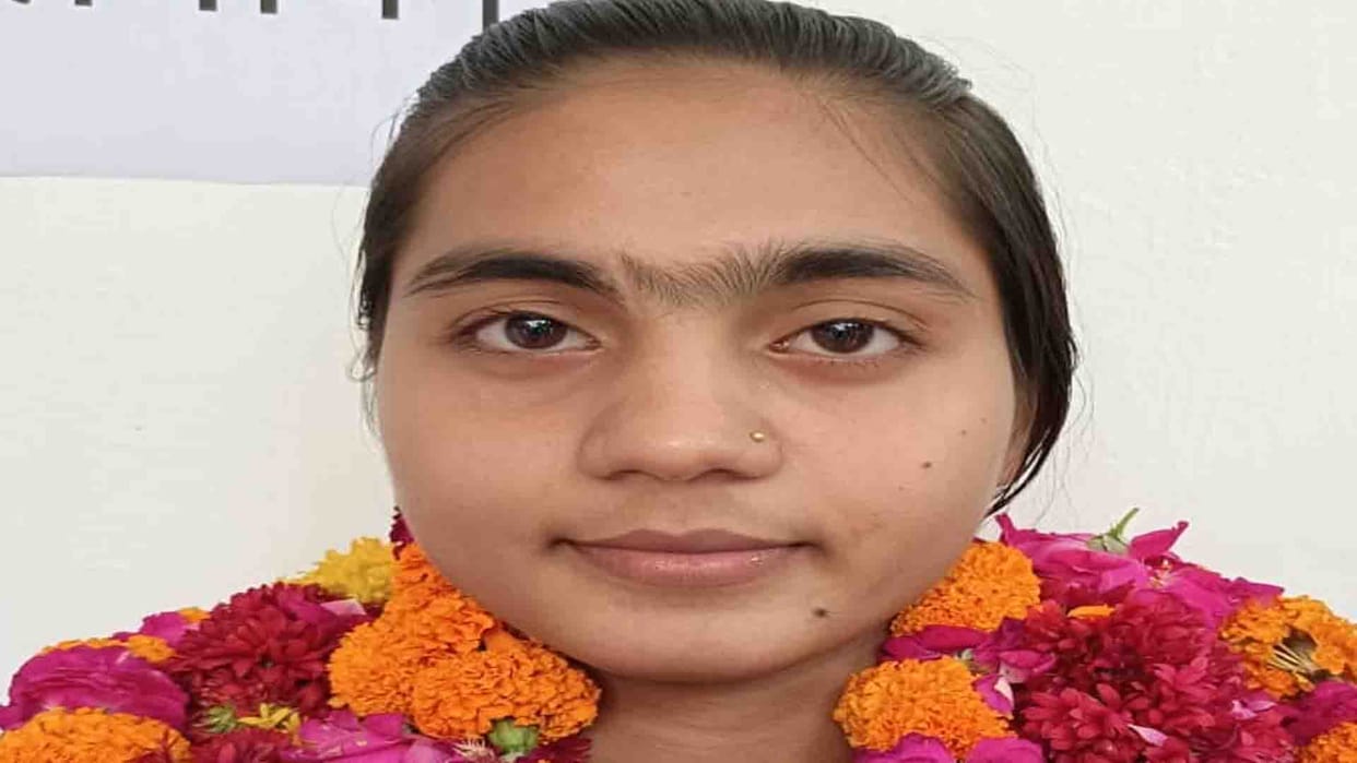 UP Board 12th Result 2022: Divyanshi of Fatehpur becomes UP topper