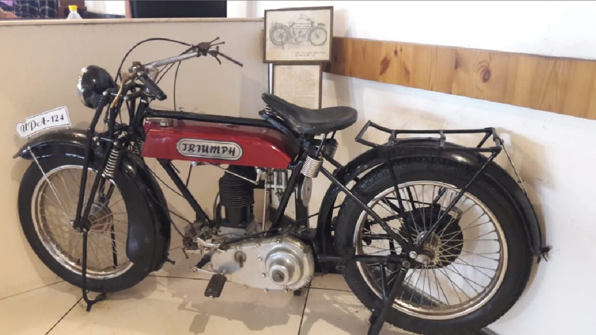 UP: Muzaffarnagar man has 101 year old bike, British company made this model in 1921