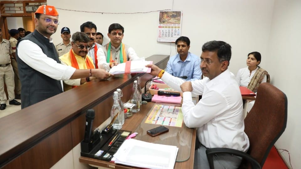 Indore Mayor Election: CM Shivraj warns BJP leaders beware, if someone else becomes mayor, you will yearn for inauguration in Indore