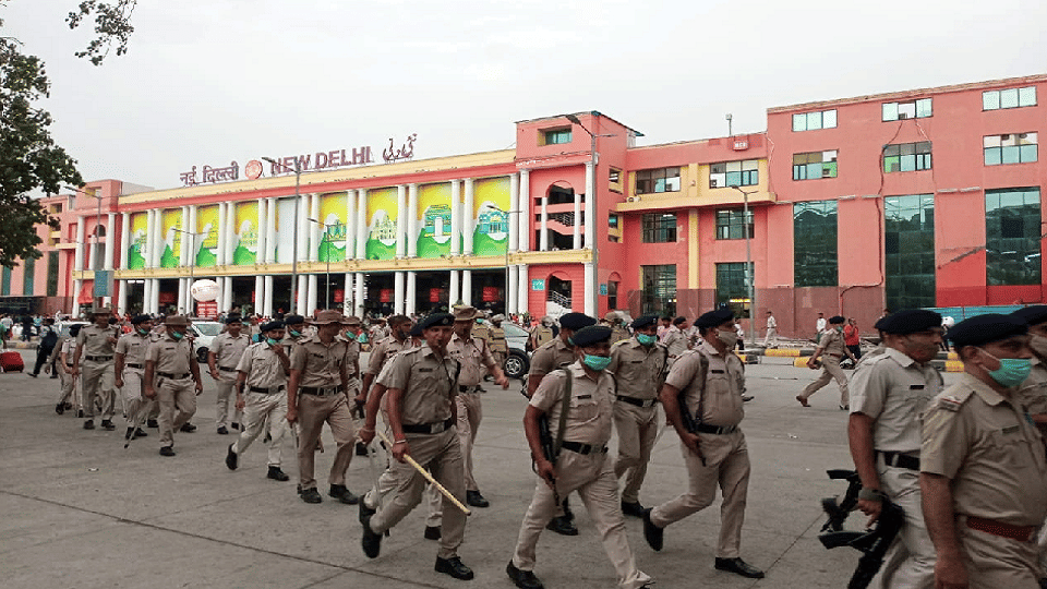 railway stations across the country have been put on high alert to protest against the agneepath scheme