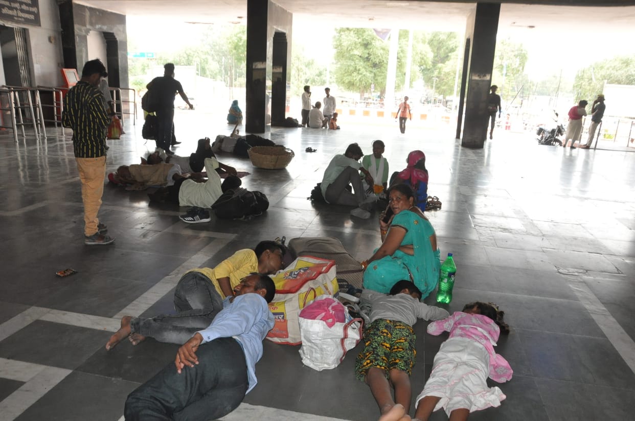 Agneepath: Half a dozen trains canceled in Railways