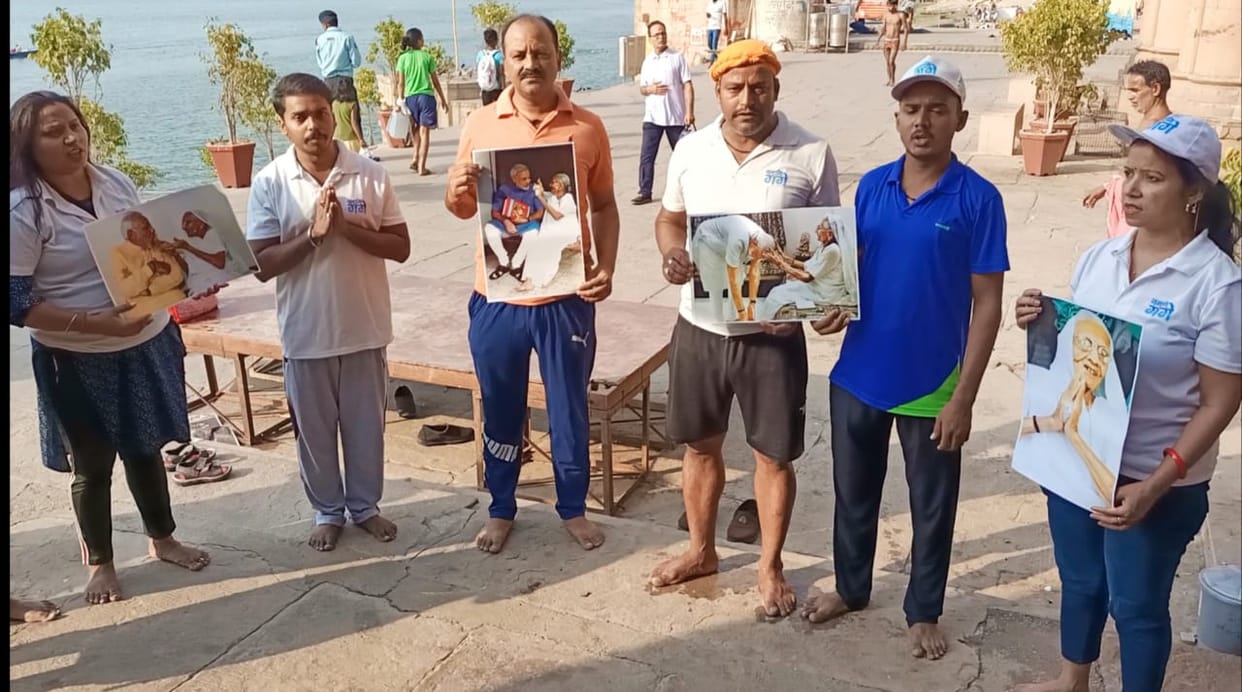 PM Modi Mother's 100th Birthday Namami Gange workers recite Hanuman Chalisa in varanasi