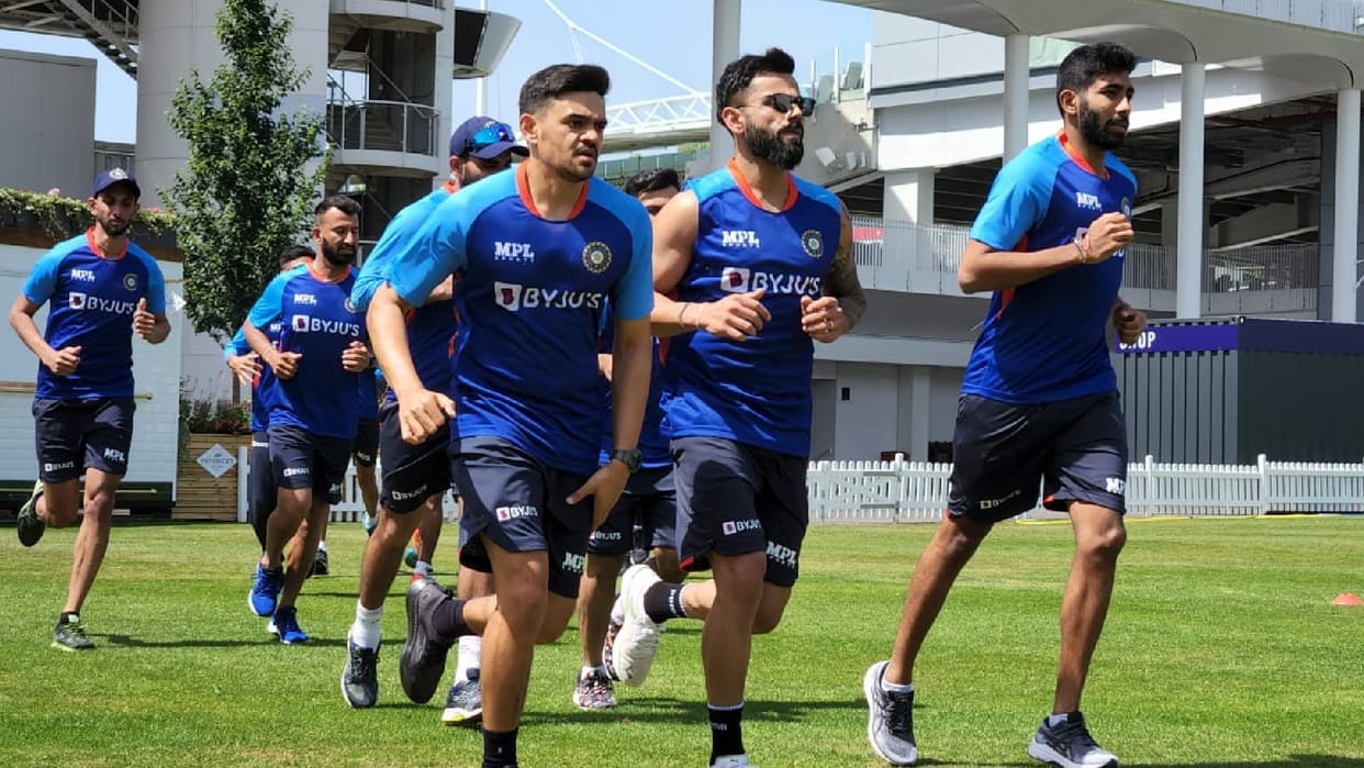 IND vs ENG Who is the person running with Virat Kohli Fight on social media for identity check the reality