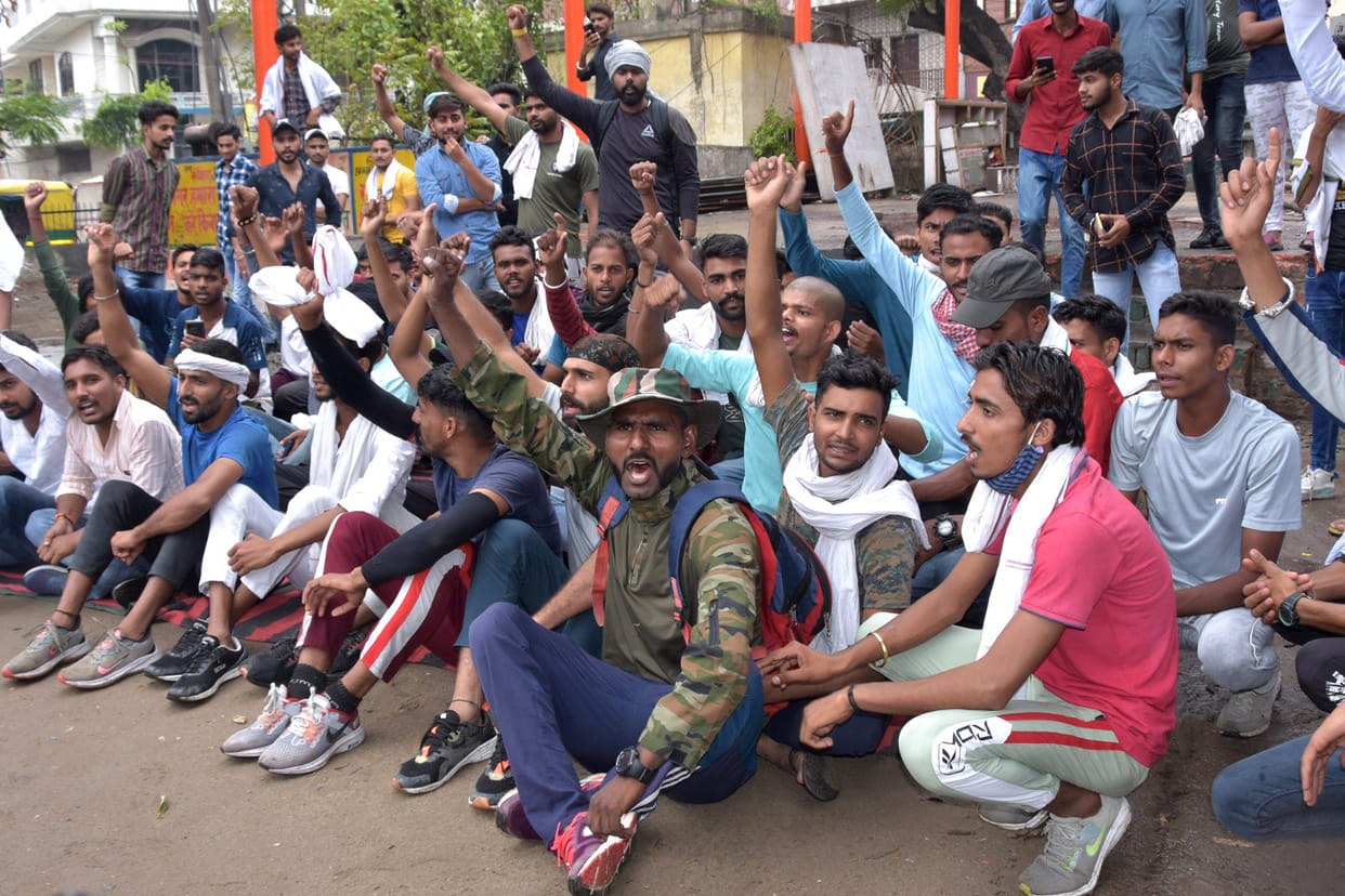Agneepath: Youth protested by shouting slogans