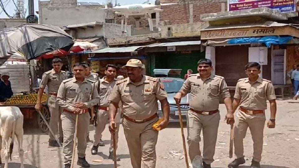 police closed coaching centers due to Agnipath Yojana Protest in Agra