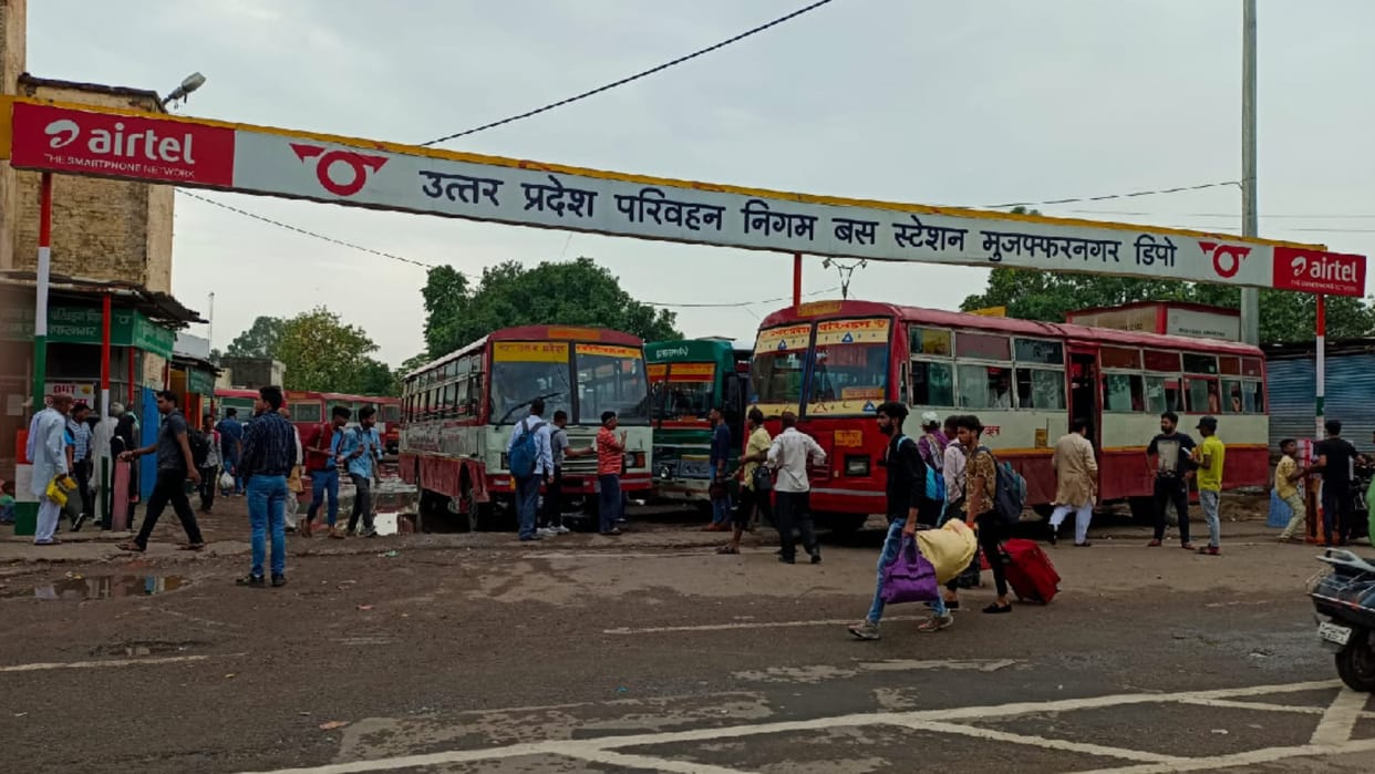 Convenience: now get the bus from Muzaffarnagar and get down in Kanpur, see the list of fares here