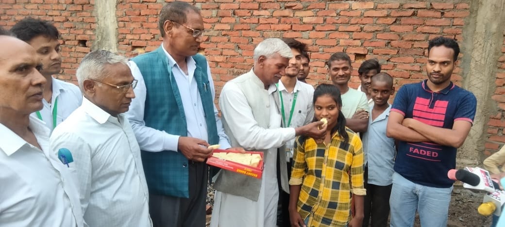 UP Board: Mamta in high school, happiness topper in Intermediate