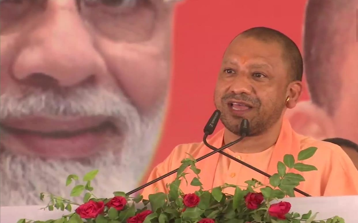 CM Yogi warned Action will be taken if there is power cut in light rain
