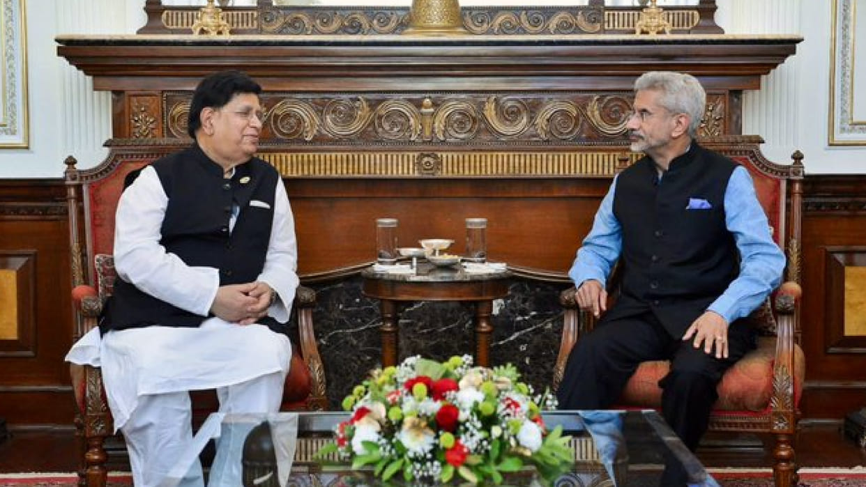 EAM S Jaishankar met with his Bangladeshi counterpart Dr AK Abdul Momen for the 7th India-Bangladesh Joint Consultative Commission meeting Latest Update