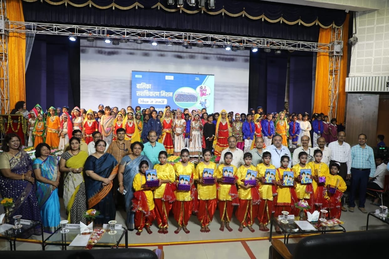 Glimpses of unity in diversity seen in song and music