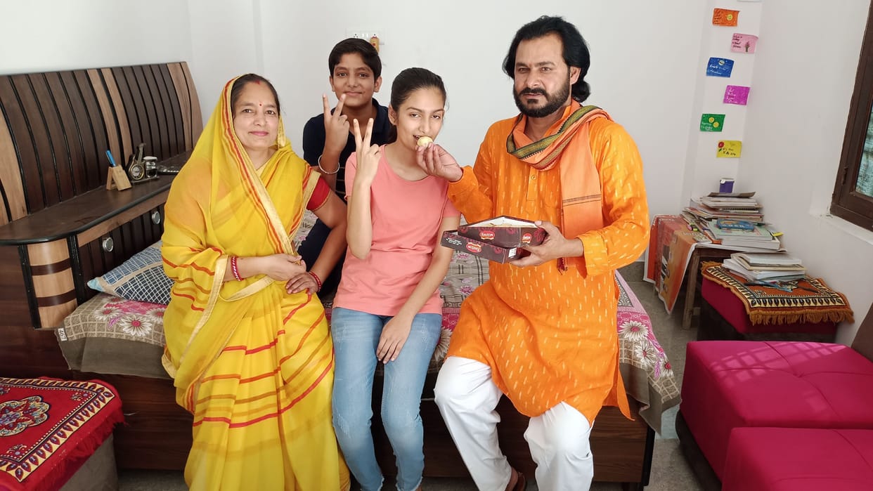 Kanpur Dehat : Girl students waved their talent in board examination, Sakshi in high school, Sejal district top in Inter