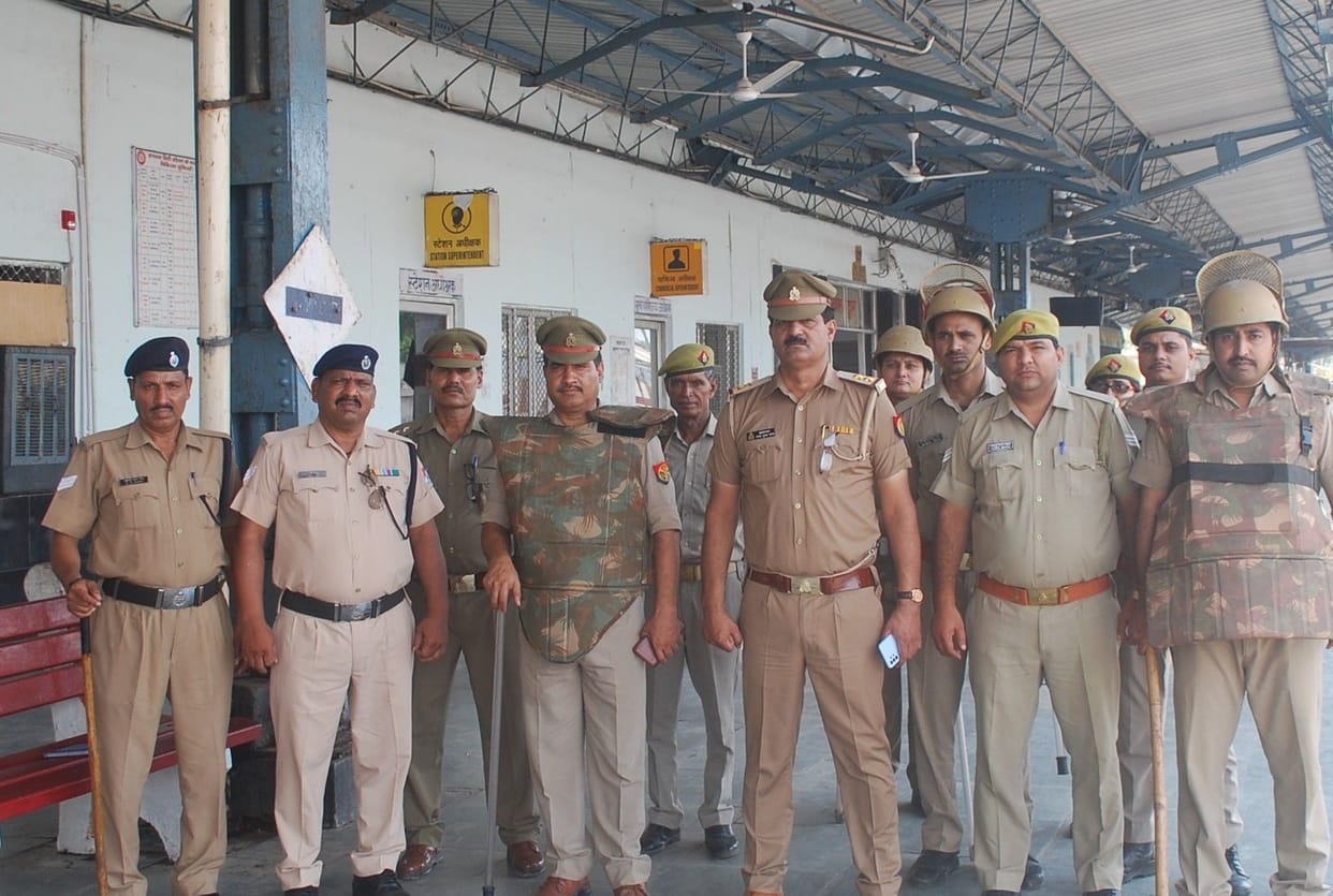 Hathras: Administration was cautious about the protest against Agneepath