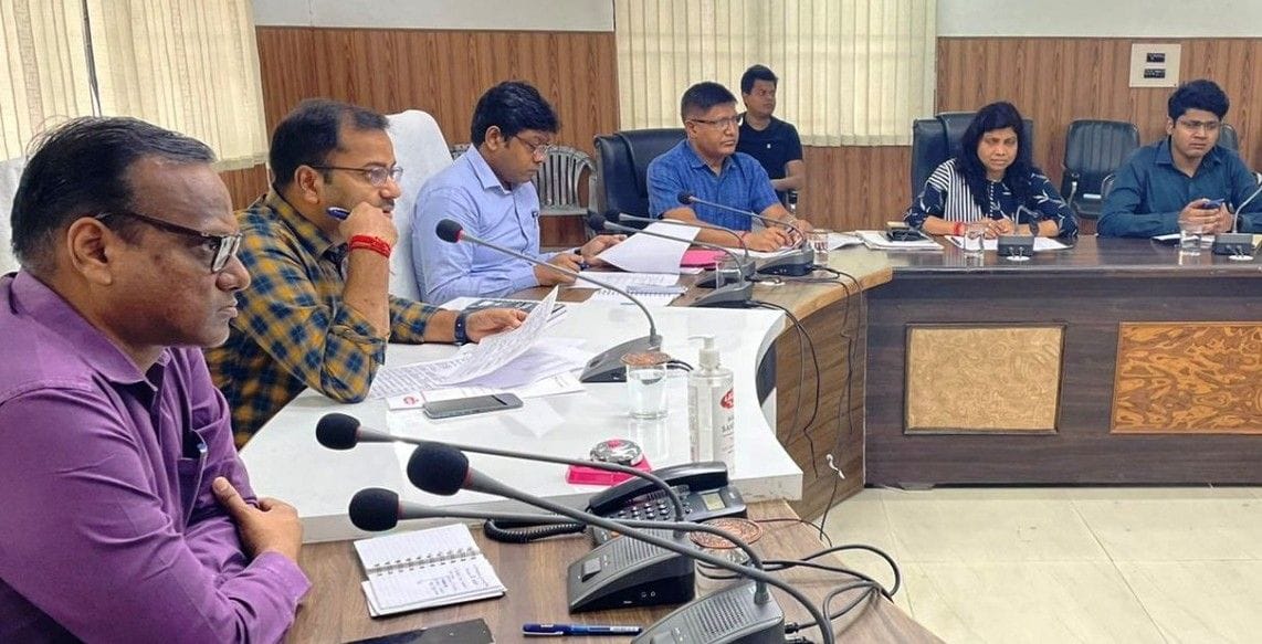 Hathras: Give information to the youth about the benefits of the path of fire