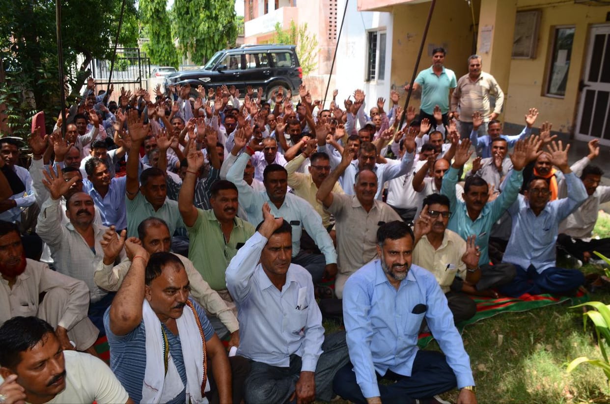 Jal Shakti Department employees protesting against pending demands