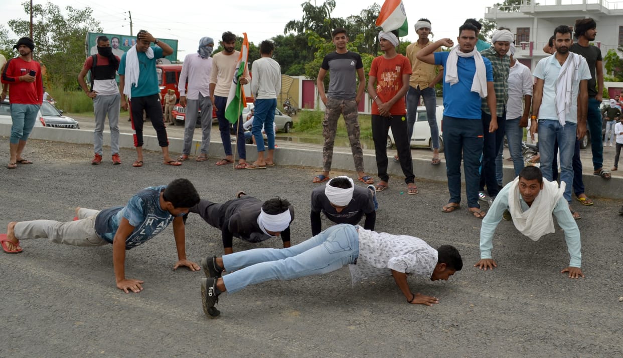 RLD workers protest against Agneepath scheme