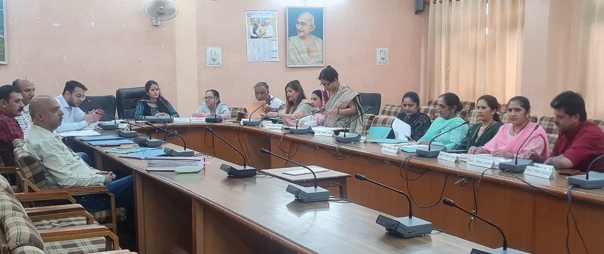 jila parisad organised samiksh meeting in  nahan and discuss about 15 finance commission yojna