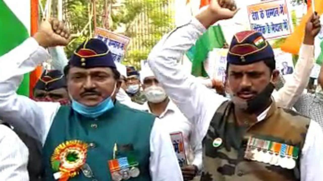 Agneepath Scheme Protest: How Many Ex Servicemen in India and What Government Do for Retired Soldiers