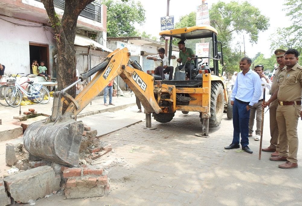 Administration's bulldozer on encroachment