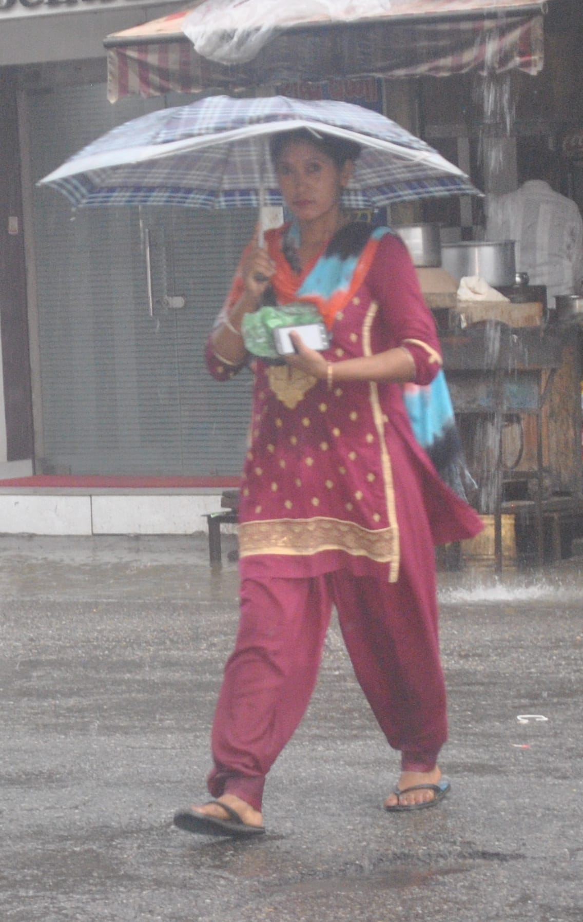 The temperature dropped by 7 degrees due to rain