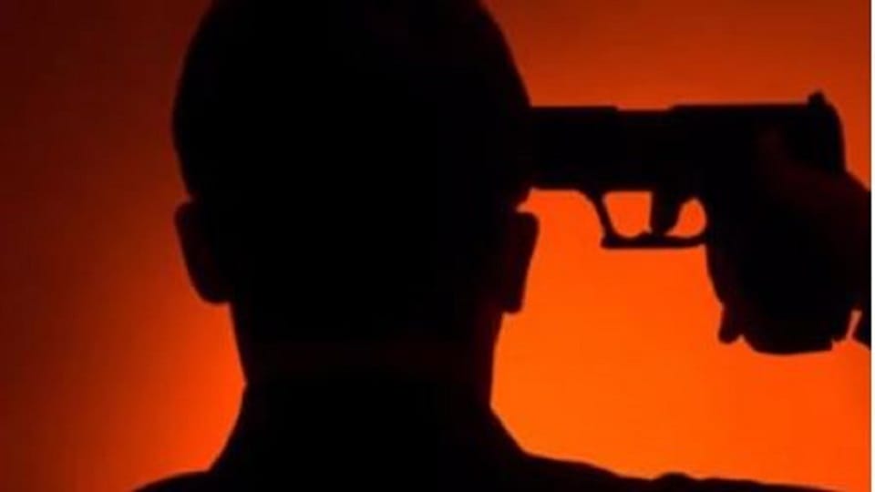 Retired army personnel Son shoots himself with pistol in Agra