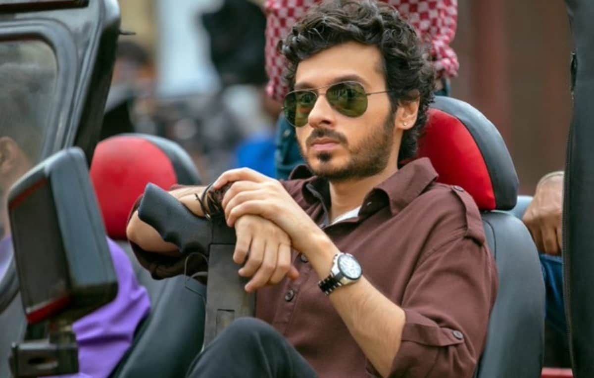 Mirzapur Fame Actor Divyendu Sharma Aka Munna Bhaiya tweet on Maharashtra Political Crisis