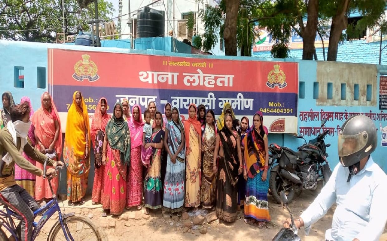 Woman absconding with Rs 60 lakh from private rural banks in Varanasi, in shock, married woman attempts suicide