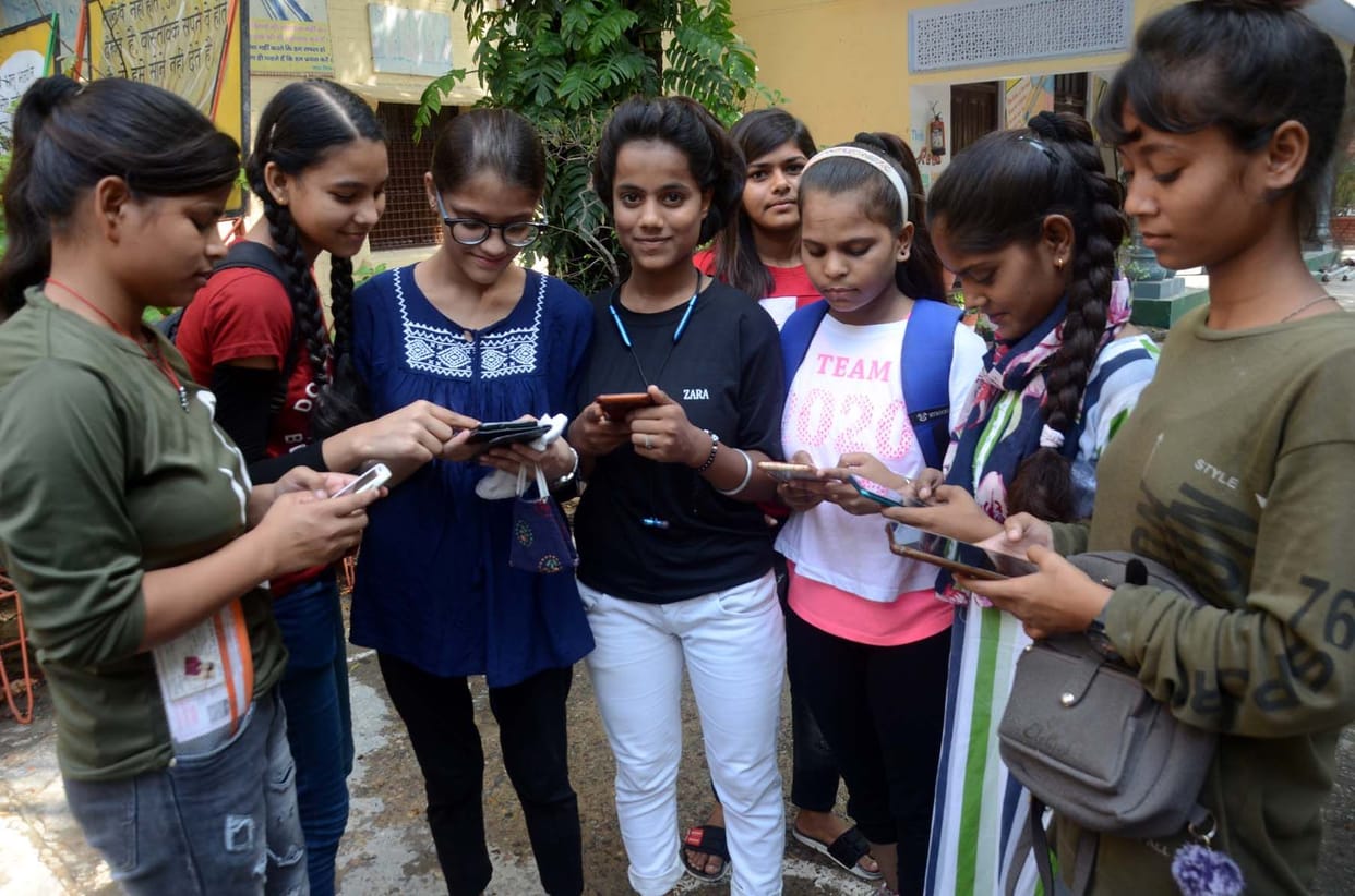 Aligarh: Students beat in the list of district top ten