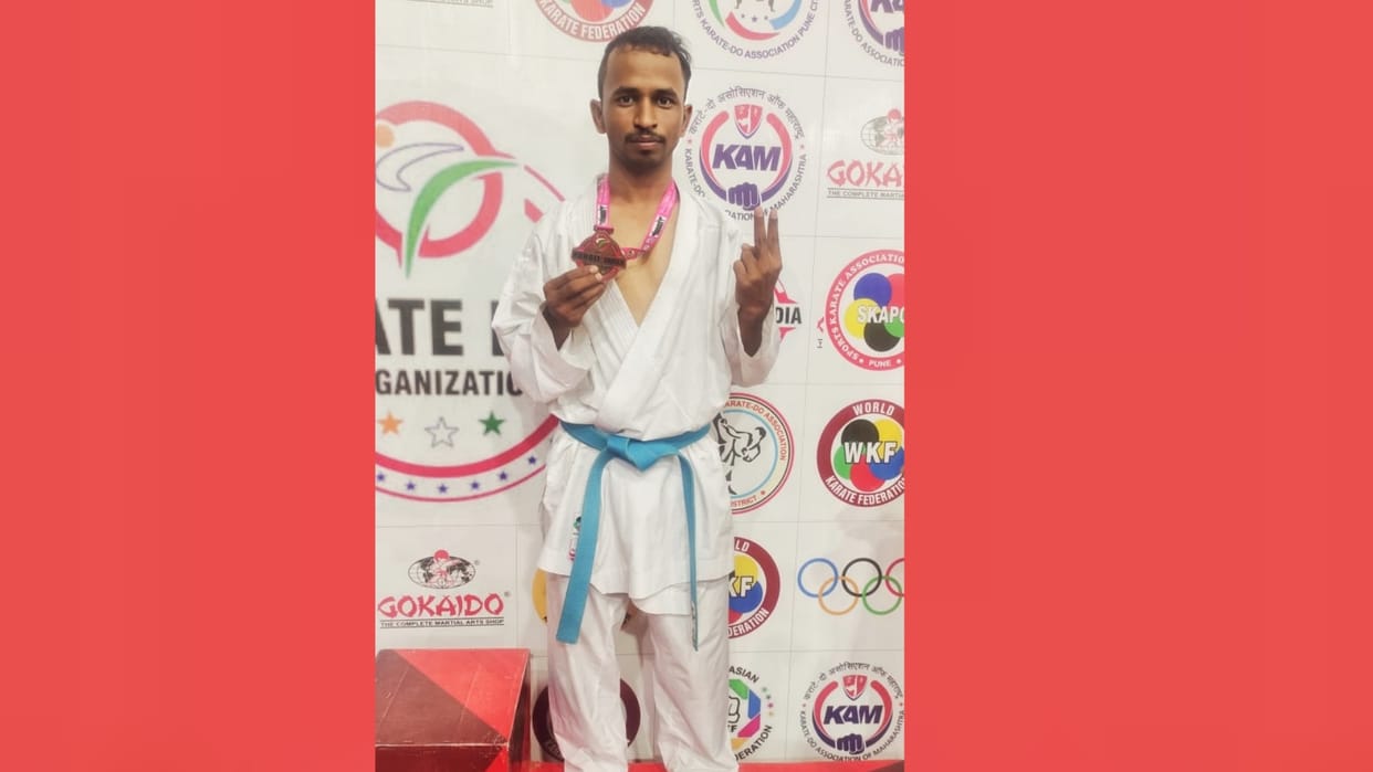 Akash Sonkar wins the bronze medal in all india championship.