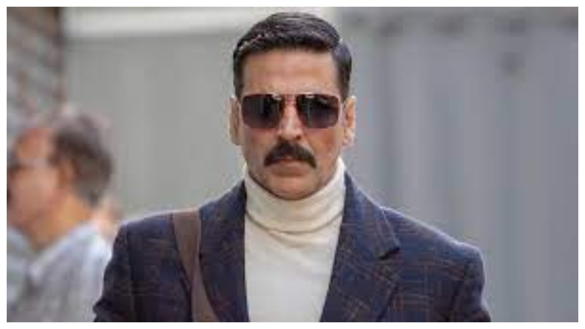 Raksha Bandhan: akshay kumar is getting troll for his mustache look in new poster upcoming movie