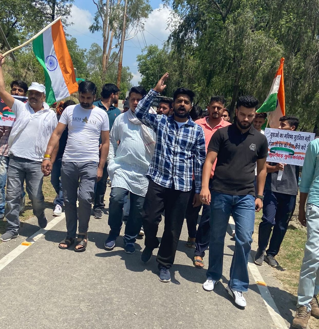 Youth Congress took out a fury rally in bangana against the Agnipath scheme