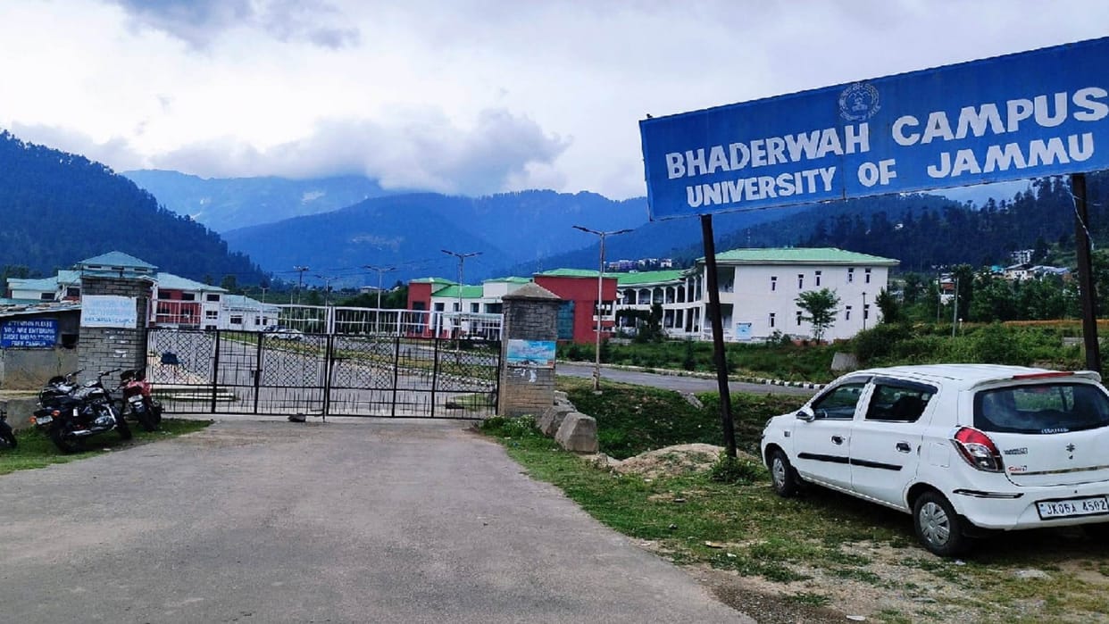 Jammu Kashmir: Broadband internet service restored in Bhaderwah after ten days