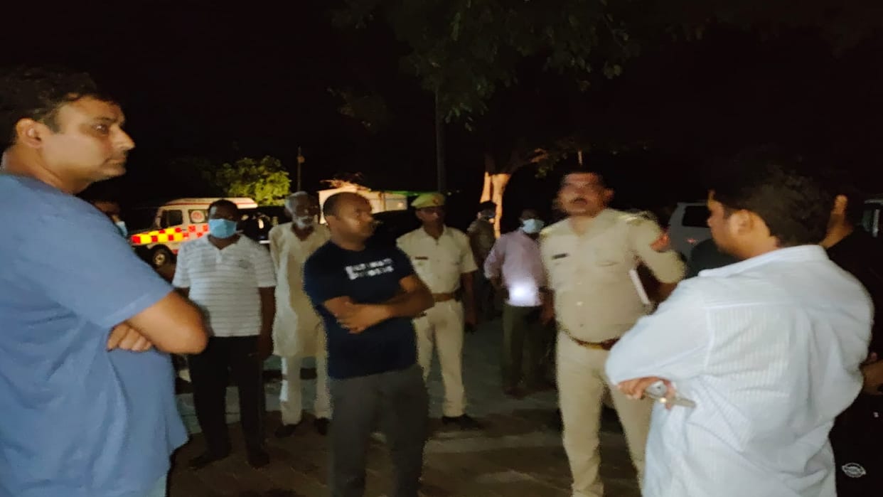 food poisoning in mainpuri, 100 people deteriorated after eating food in feast