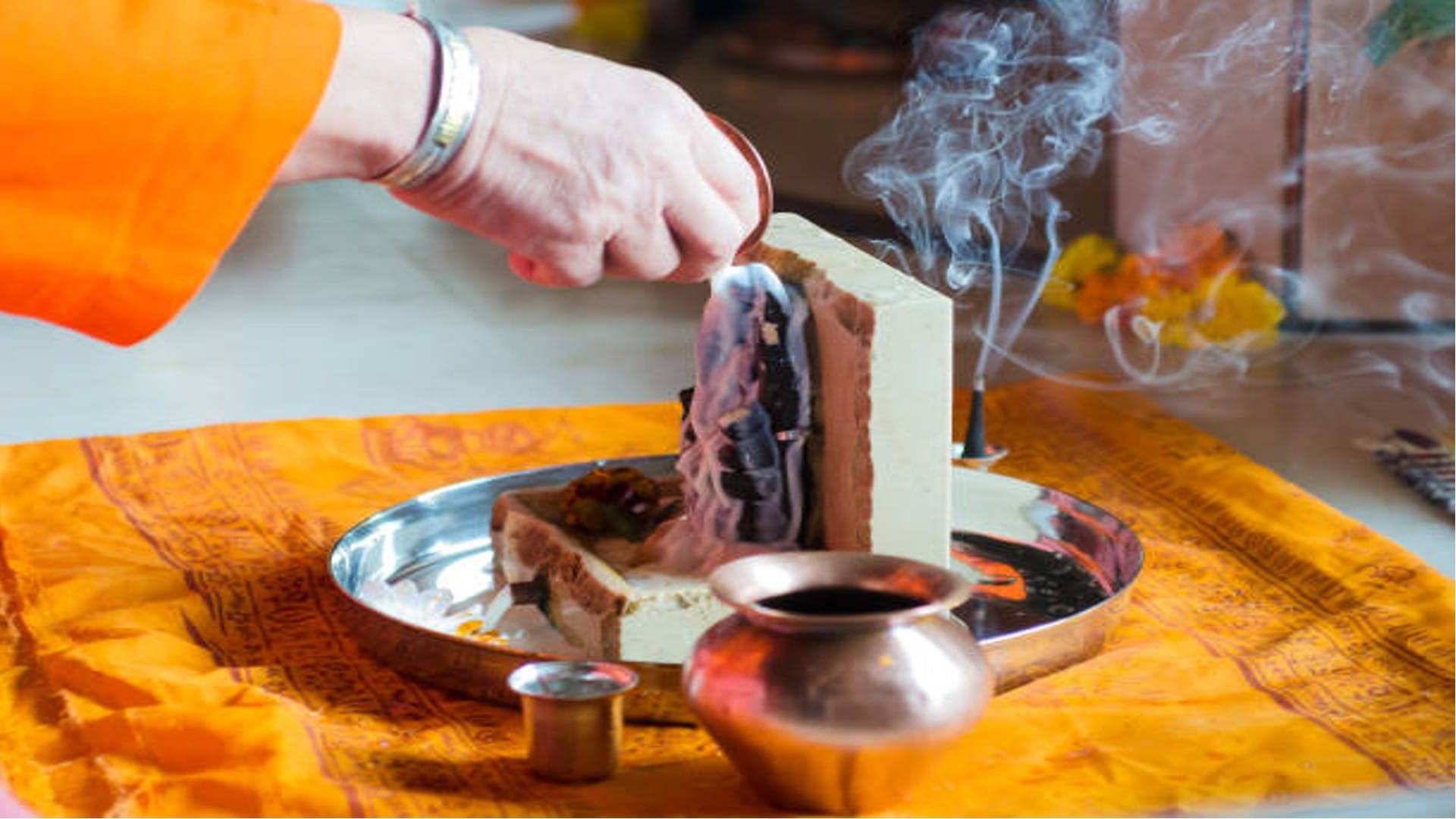 Guru Purnima 2022 Know th Date Time Significance and Puja vidhi of Guru Poornima