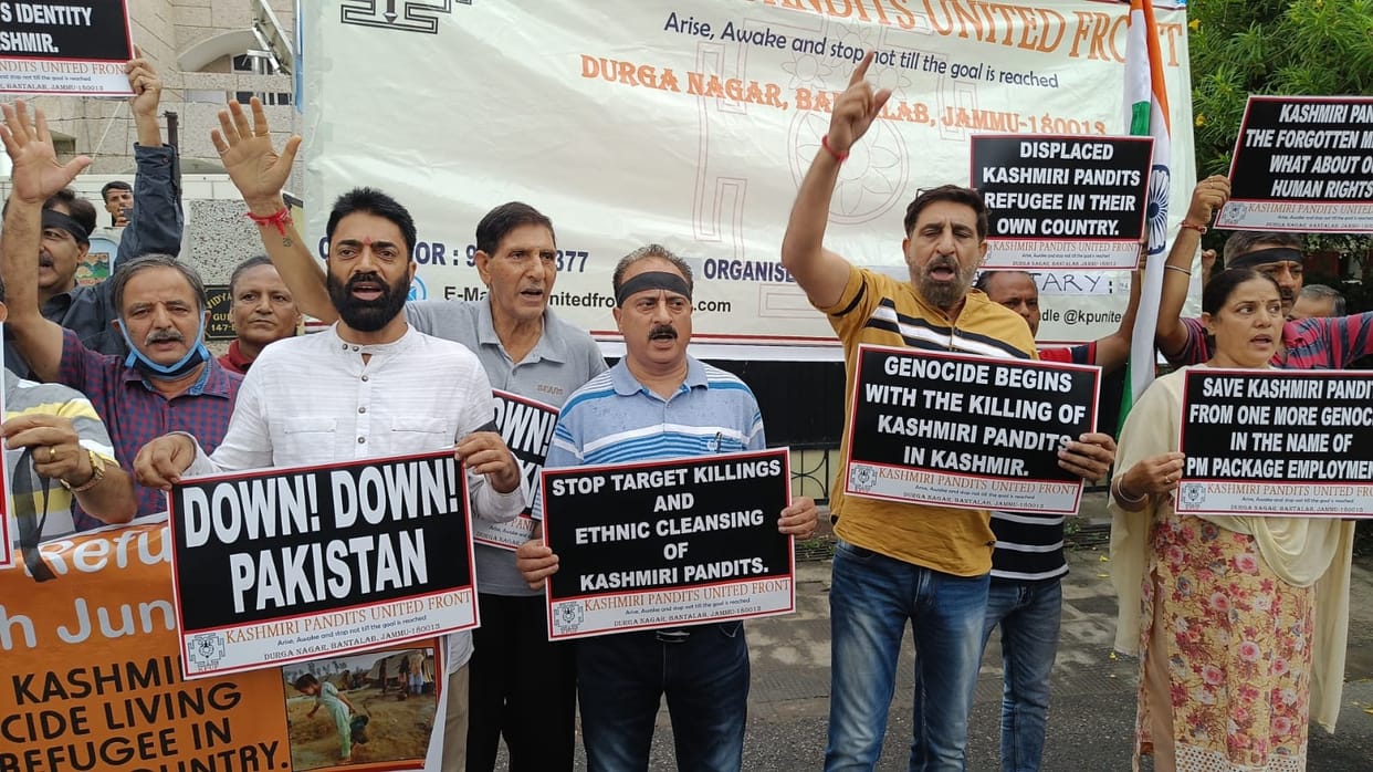 Kashmiri Pandits protest outside UN office in Jammu on World Refugee Day