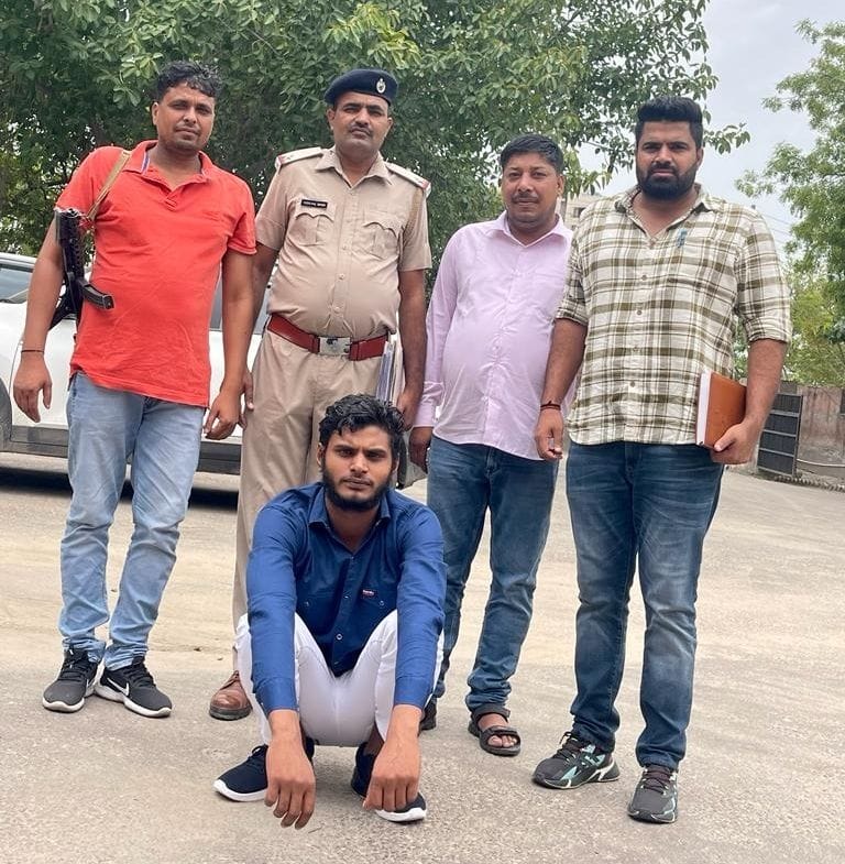 Anshul alias Leela arrested in the case of robbery with a reward of five thousand