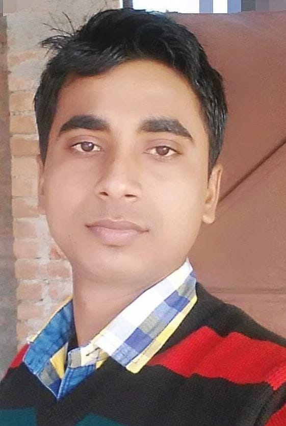 Uncontrollable crane crushed the street shopkeeper, died