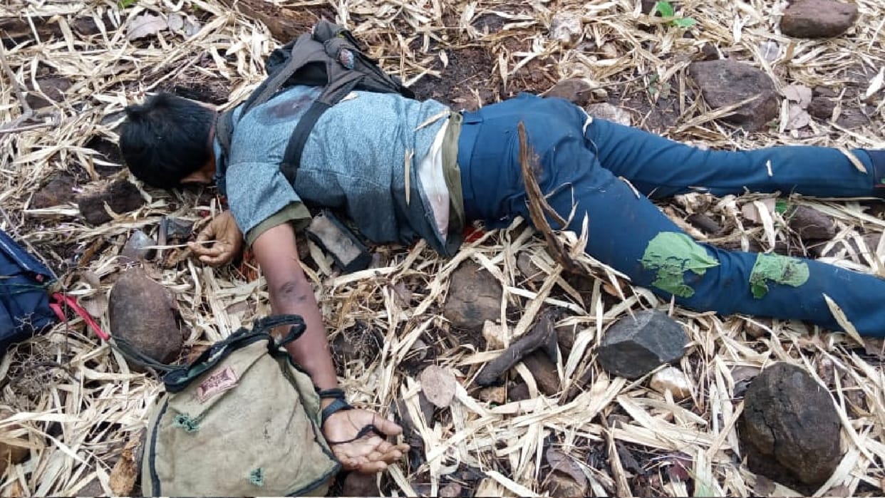 Chhattisgarh Naxal killd in Encounter between security forces and Naxalites