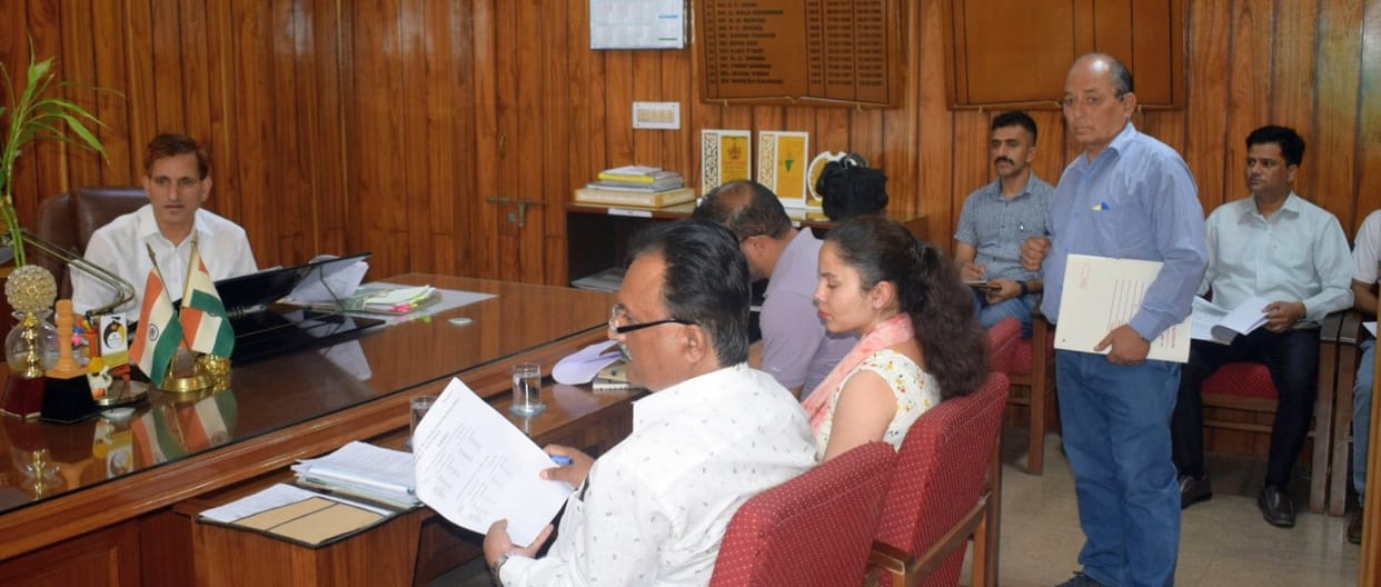 woman will chek the quality of  water in panchyats of sirmaur district-said dc