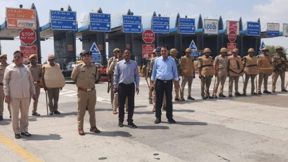 Agnipath Protest News police arrested 150 accused in Agra Zone