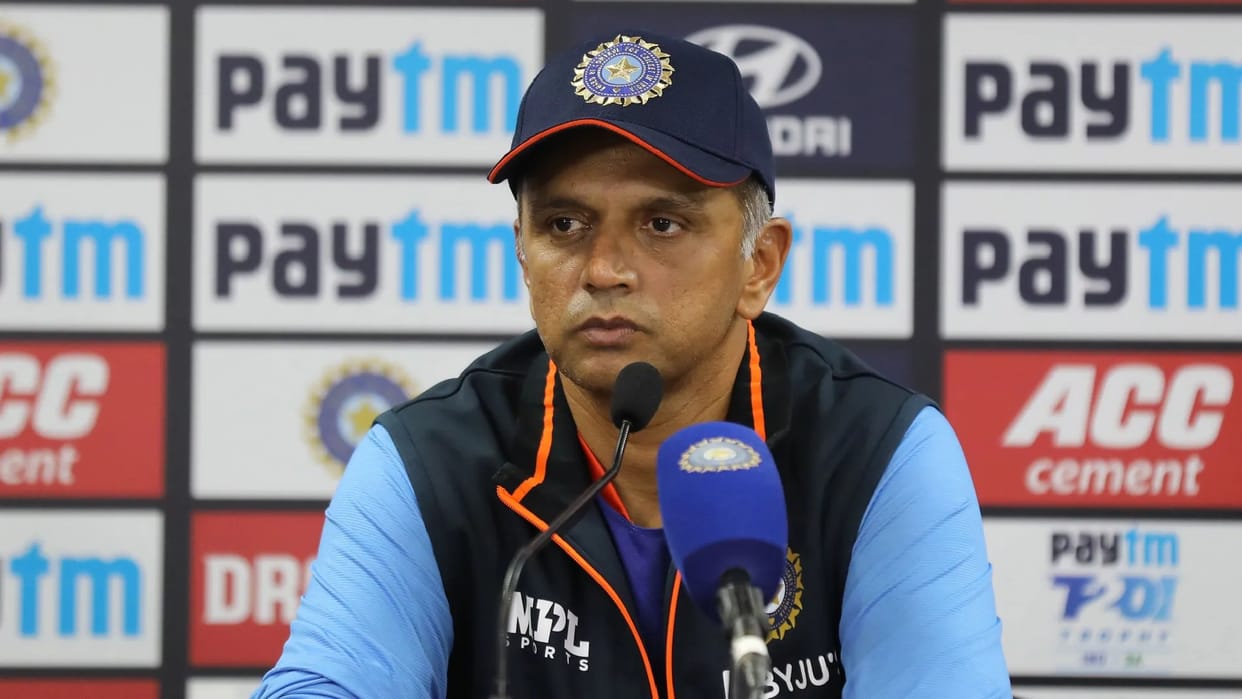 India vs Pak Asia cup 2022 Rahul Dravid Team India head coach joins team before Match